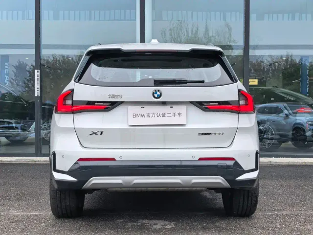 BMW X1 — Фото автомобиля 5