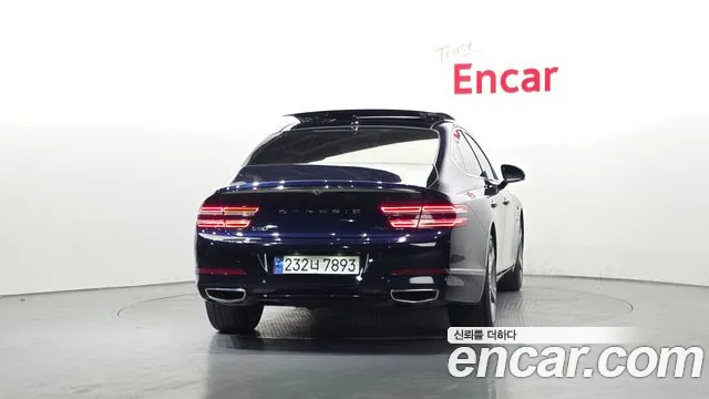 Genesis G80 Бензин 3.5 турбо AWD — Фото автомобиля 4