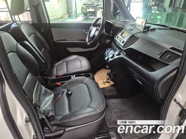 Kia RAY Новый Kia Ray Фургон — Фото автомобиля 14