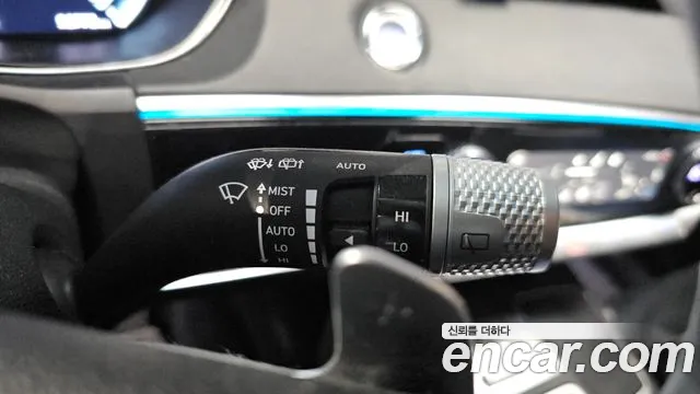 Genesis GV70 2.5T Бензин AWD — Фото автомобиля 27