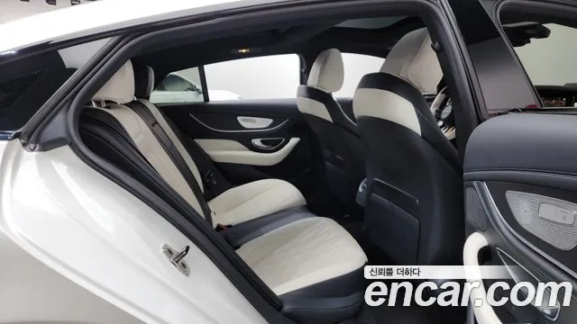 Mercedes-Benz AMG GT 4 двери 43 4MATIC+ — Фото автомобиля 12