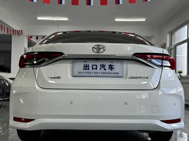 Toyota Corolla — Фото автомобиля 5