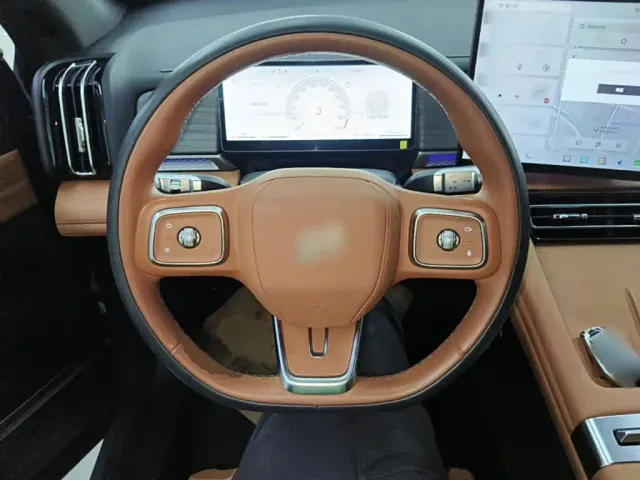 Jetour X70L — Фото автомобиля 10