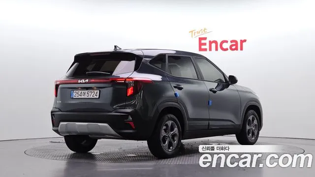 Kia Seltos Бензин 1.6 турбо 2WD — Фото автомобиля 2