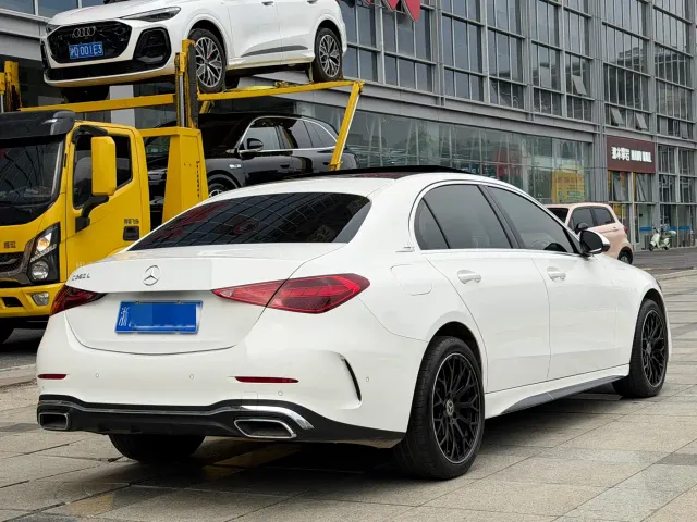 Mercedes-Benz C-Class — Фото автомобиля 6