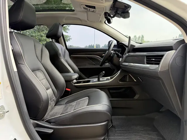 Haval H6 — Фото автомобиля 12