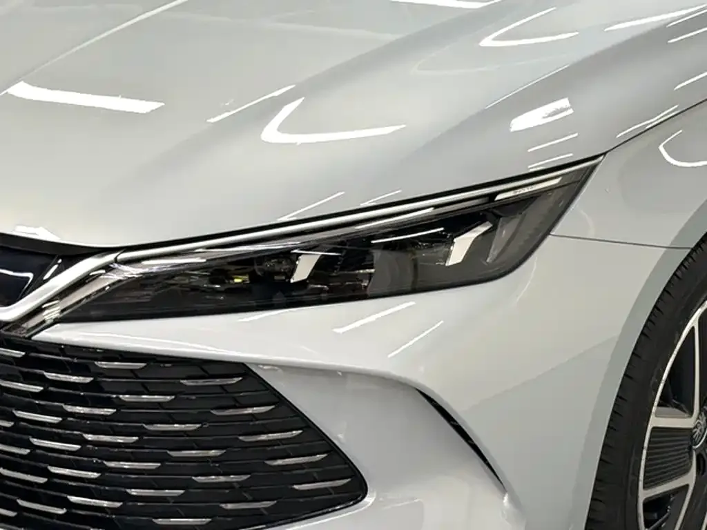 BYD Qin L 2024 DM-i 80KM Superior — Фото автомобиля 10