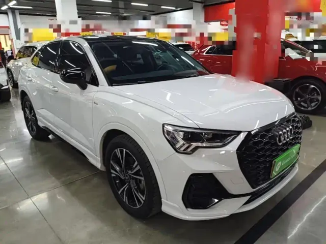 Audi Q3 Sportback — Фото автомобиля 3