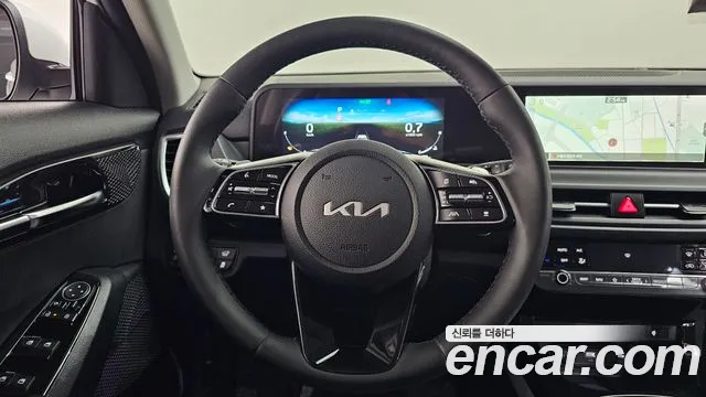 Kia Seltos New — Фото автомобиля 20