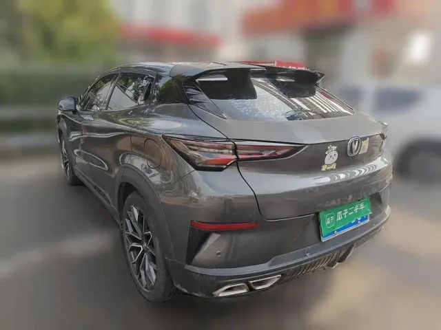 Changan UNI-T — Фото автомобиля 24