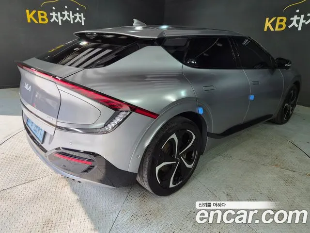 Kia EV6 — Фото автомобиля 6