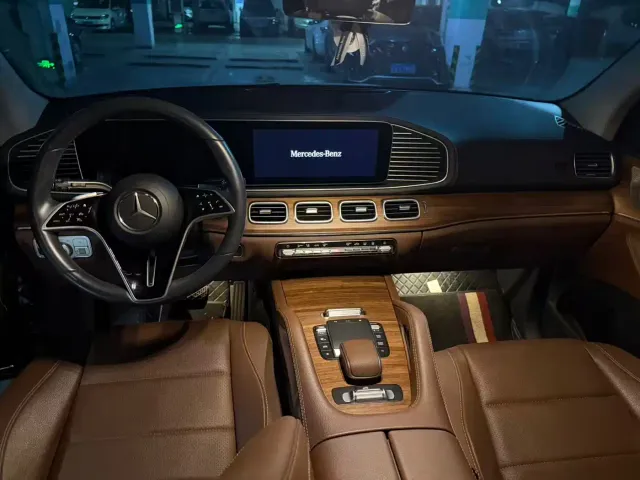 Mercedes-Benz GLE-Class — Фото автомобиля 5