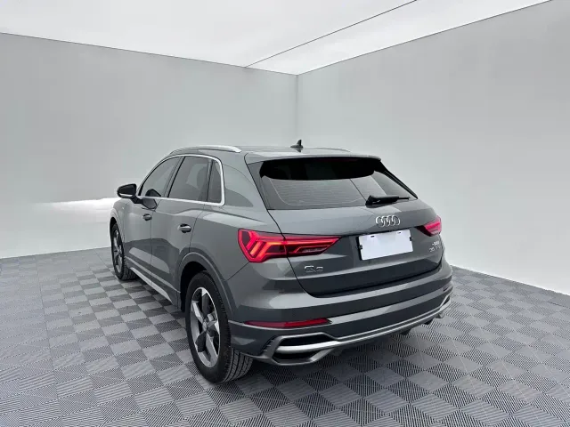 Audi Q3 — Фото автомобиля 4