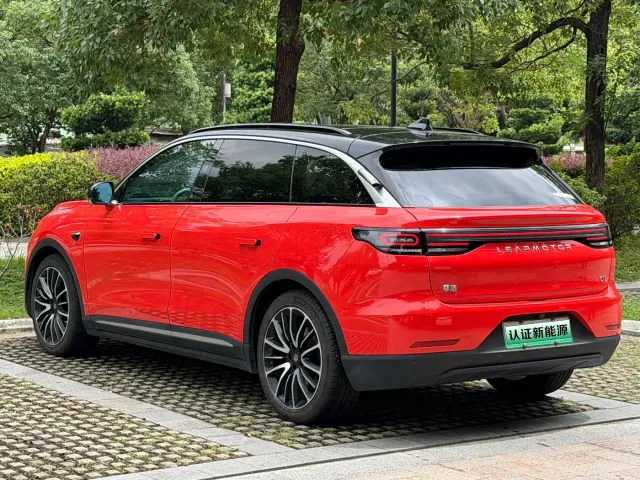 Leapmotor C11 — Фото автомобиля 17