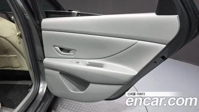 Hyundai AVANTE Avante (CN7) — Фото автомобиля 19