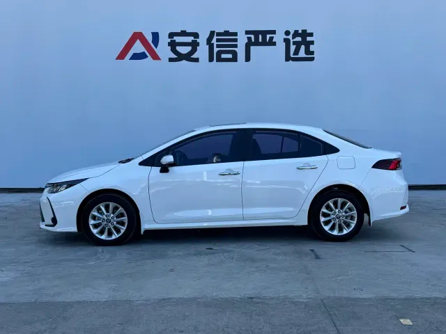 Toyota Corolla — Фото автомобиля 9