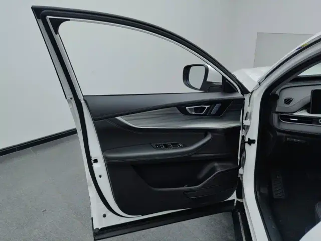Chery Tiggo 8 PLUS — Фото автомобиля 7