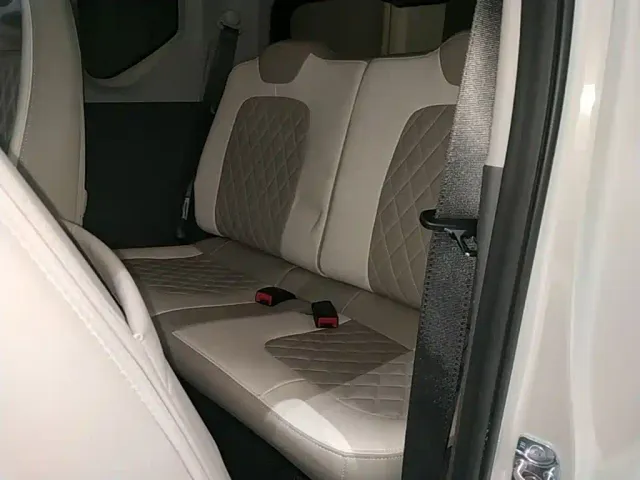 Wuling Hongguang Mini EV — Фото автомобиля 16