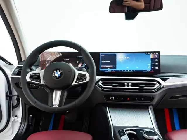 BMW 3 Series — Фото автомобиля 21
