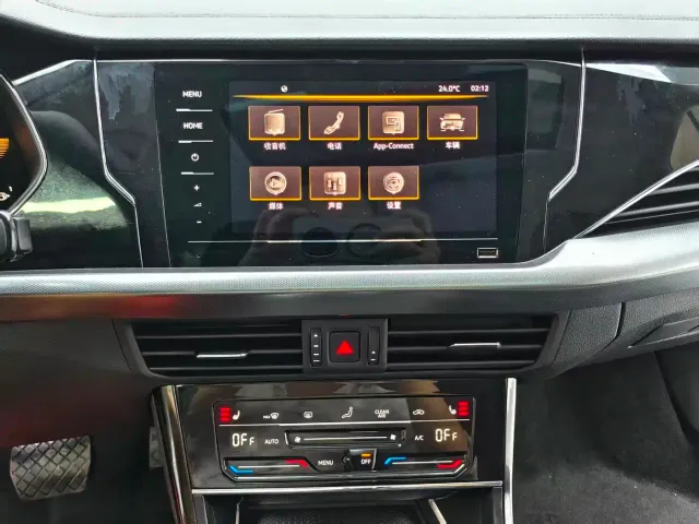 Volkswagen Passat — Фото автомобиля 15