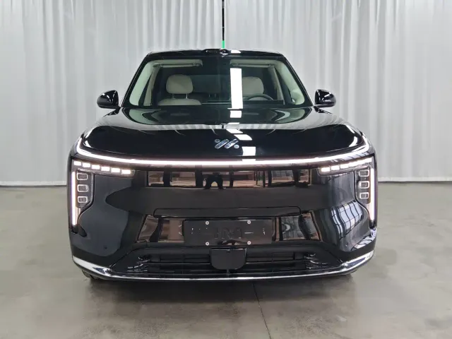 IM Motors LS8 — Фото автомобиля 2