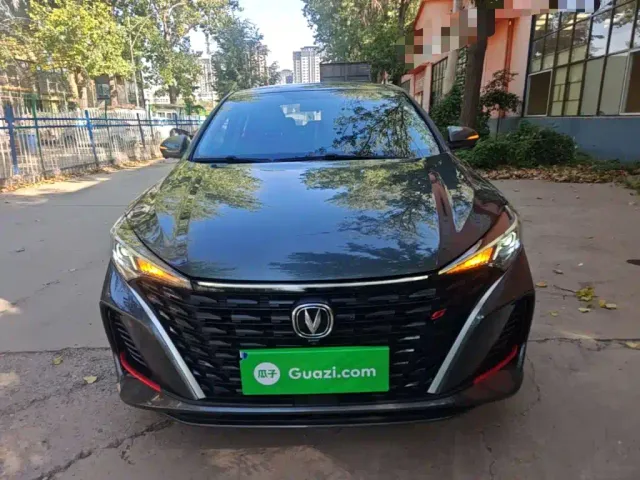 Changan Eado — Фото автомобиля 2