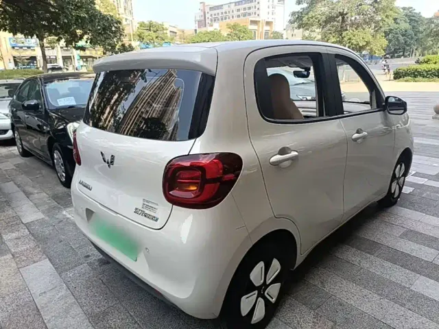 Wuling Hongguang Mini EV — Фото автомобиля 6