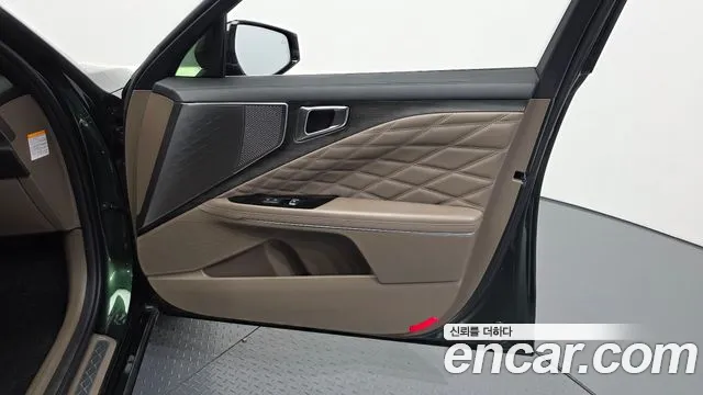 Kia K8 K8 Hybrid — Фото автомобиля 12