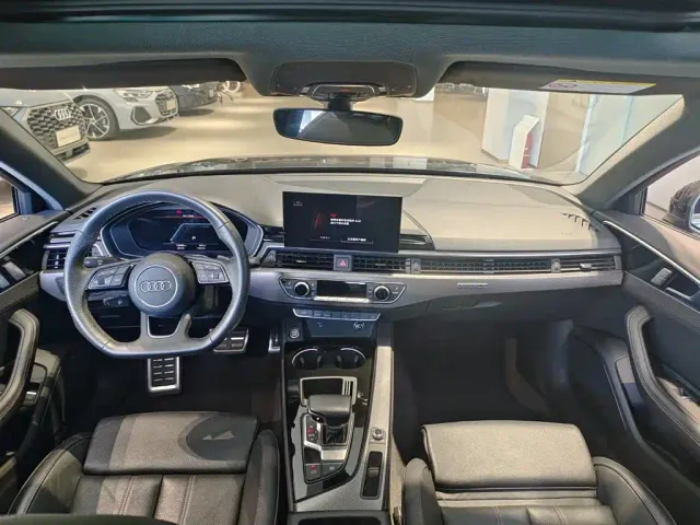 Audi A4L — Фото автомобиля 18