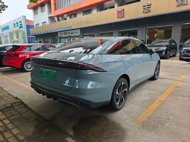 Geely Galaxy L6 — Фото автомобиля 4