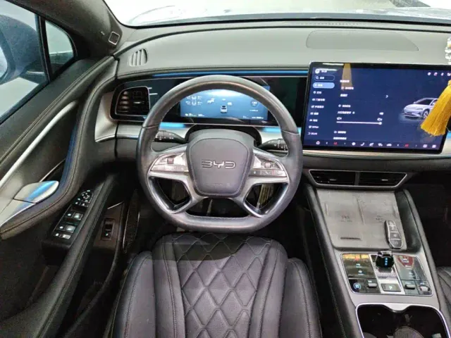 BYD Sealion 07 EV — Фото автомобиля 10