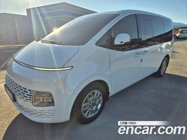 Hyundai Staria — Фото автомобиля 3