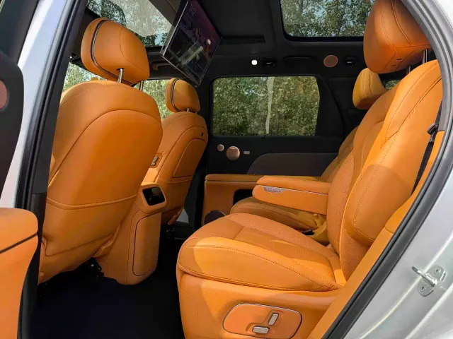 IM Motors LS8 — Фото автомобиля 14