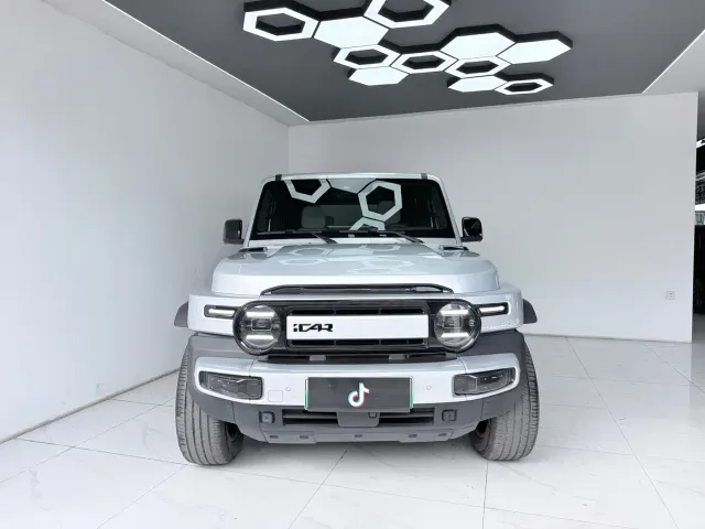 iCAR V23 — Фото автомобиля 2