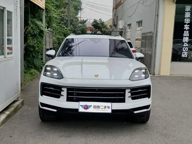 Porsche Cayenne — Фото автомобиля 2