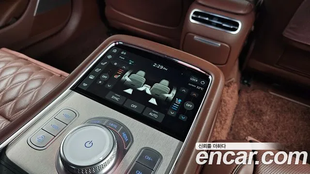 Genesis G90 — Фото автомобиля 19