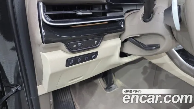 Kia Carnival 4th Gen — Фото автомобиля 30
