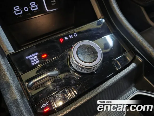 Jeep Cherokee — Фото автомобиля 3