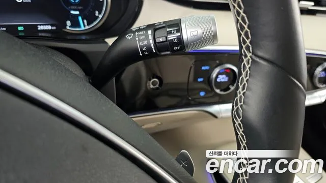 Genesis GV70 — Фото автомобиля 20