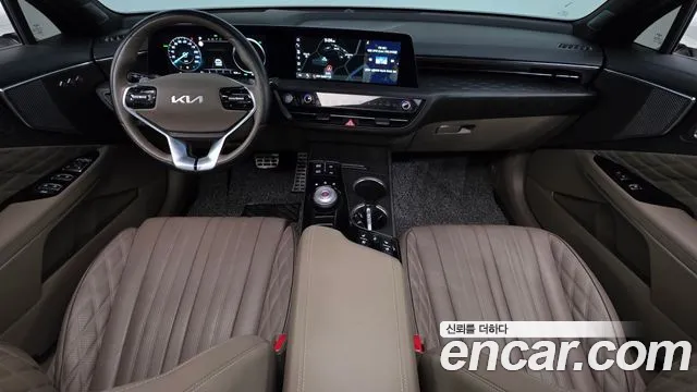 Kia K8 Hybrid — Фото автомобиля 10