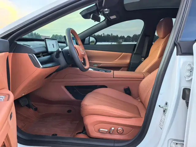 Dongfeng eπ 007 — Фото автомобиля 4
