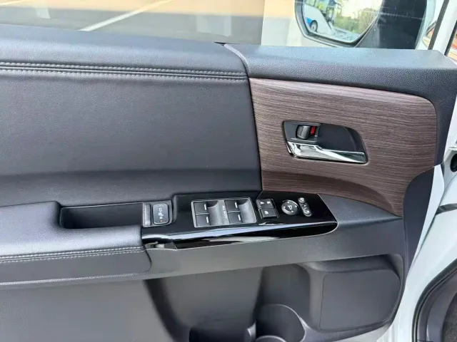Honda Odyssey — Фото автомобиля 8