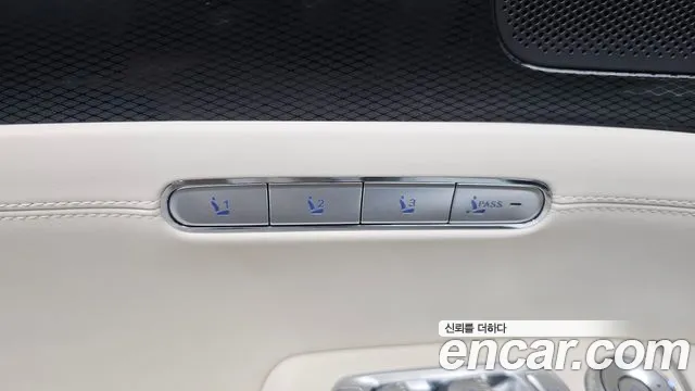 Genesis G90 RS4 — Фото автомобиля 30
