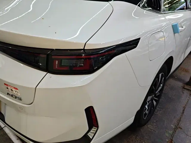 Changan Qiyuan A05 — Фото автомобиля 7