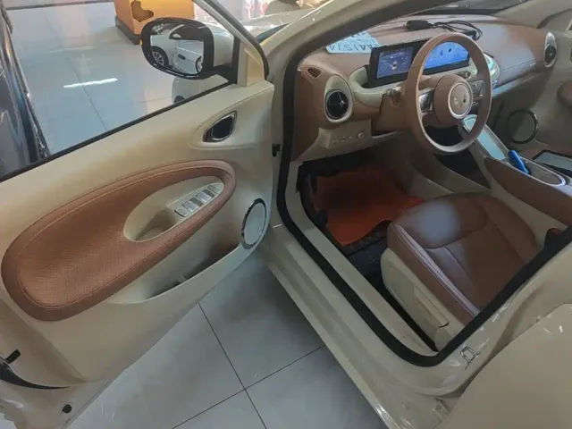 Wuling Bingo — Фото автомобиля 15