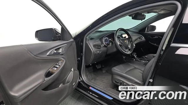 Chevrolet Malibu — Фото автомобиля 15
