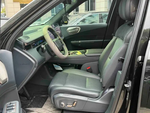 Lynk & Co Lynk & Co 900 2025 2.0T Ultra — Фото автомобиля 13
