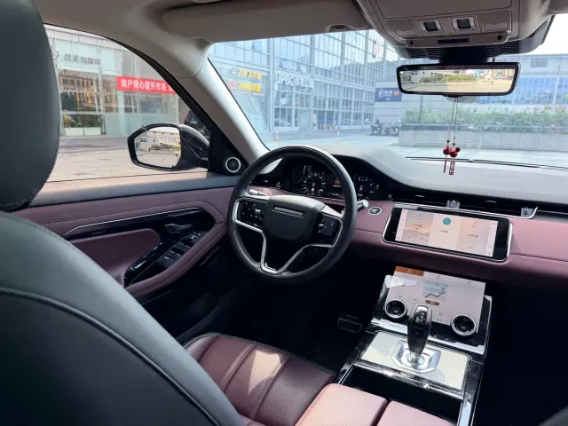 Land Rover Range Rover Evoque — Фото автомобиля 16