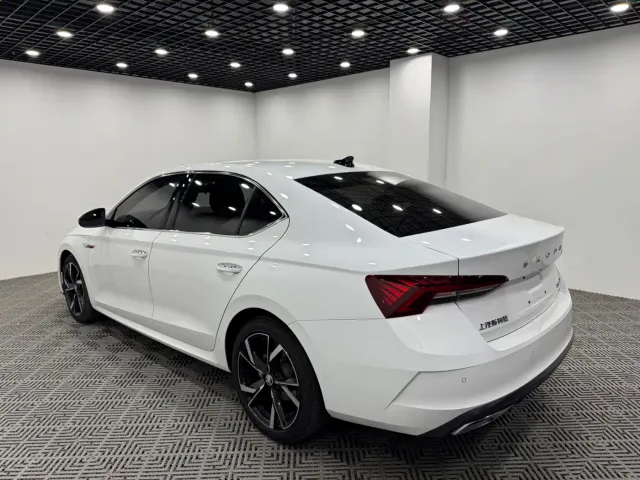 Skoda Octavia — Фото автомобиля 9