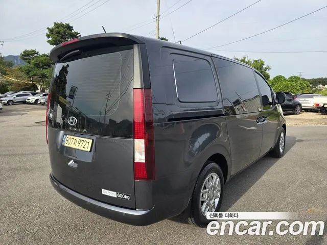 Hyundai Staria — Фото автомобиля 4